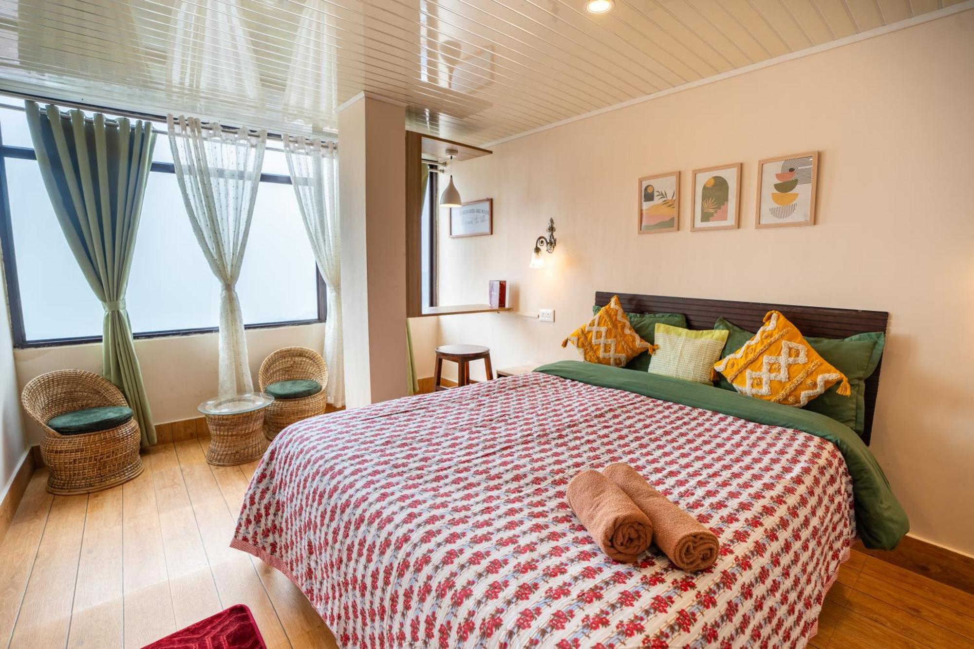 Monratino Himadrie -2 Mins Walk From Mall Road - All Rooms Have Kanchenjunga Mountain View Darjeeling  Esterno foto