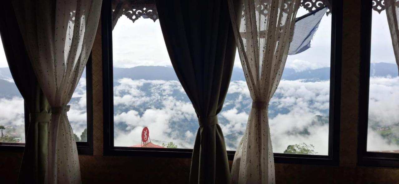 Monratino Himadrie -2 Mins Walk From Mall Road - All Rooms Have Kanchenjunga Mountain View Darjeeling  Esterno foto